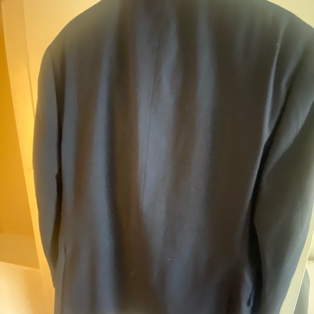 Used just once on wedding, look brand new. It also include 32/30 pants - Picture 4 of 6